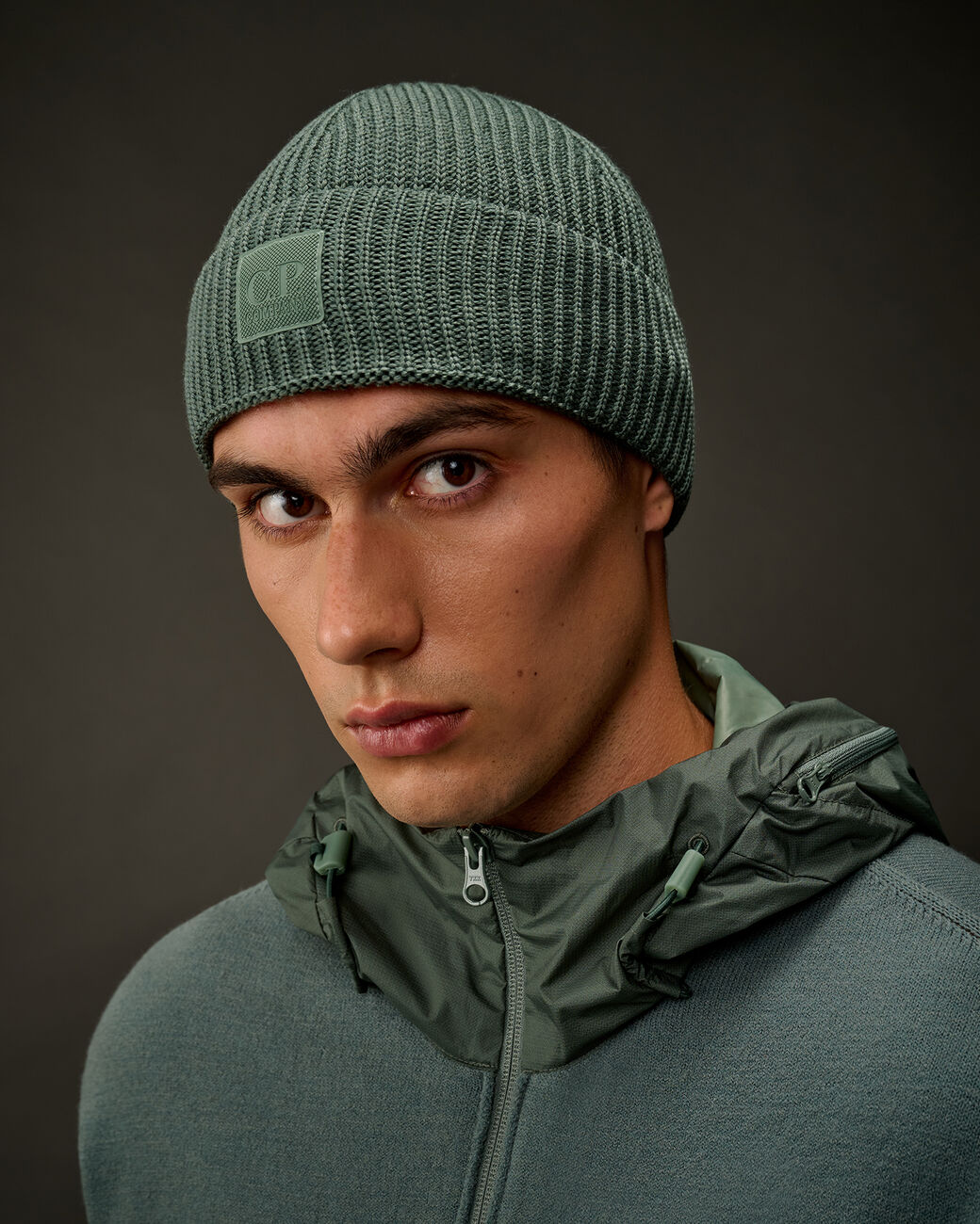 19CLAC042A-005509A619_1_P