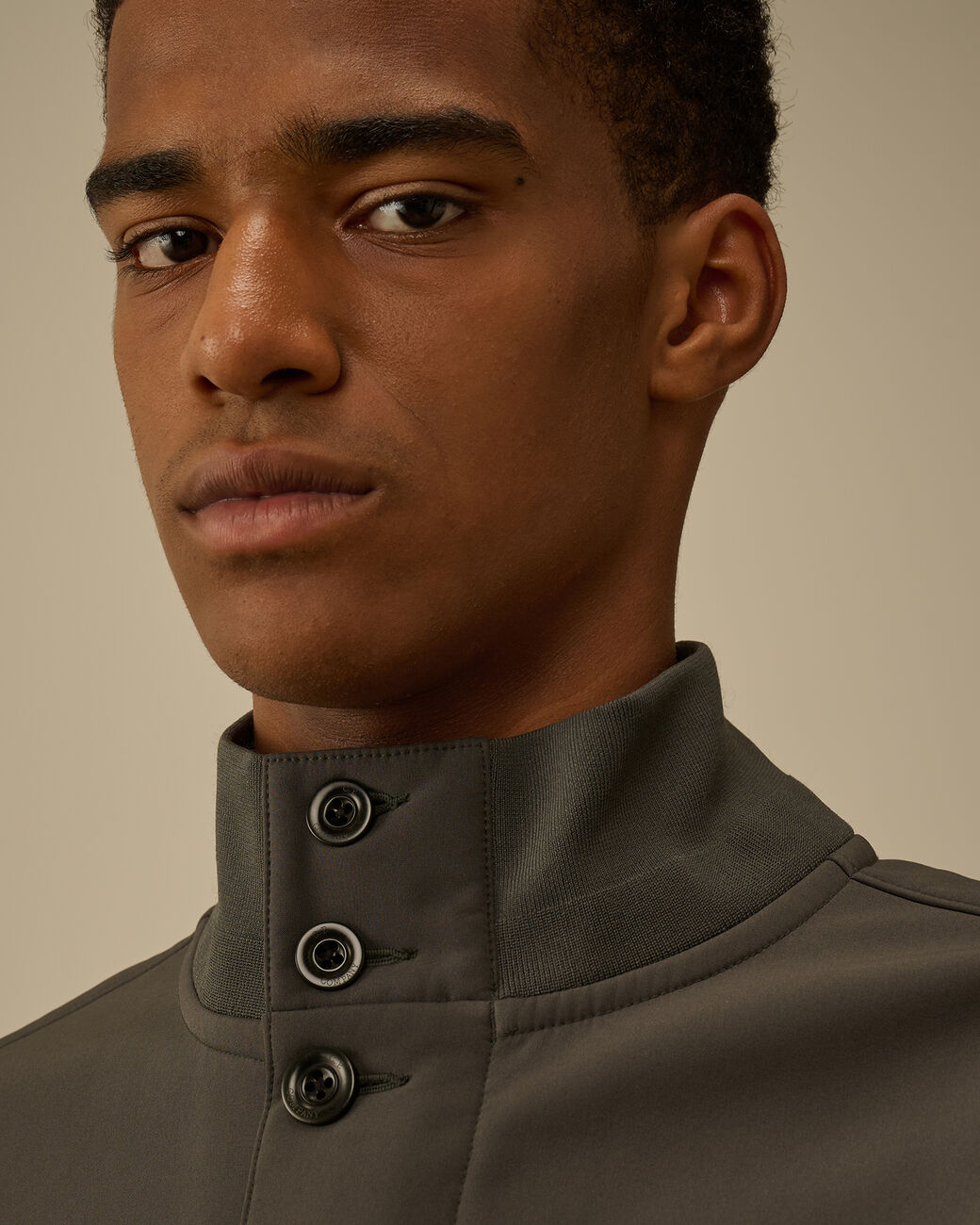 19CMOW003A-006097A978_4_P