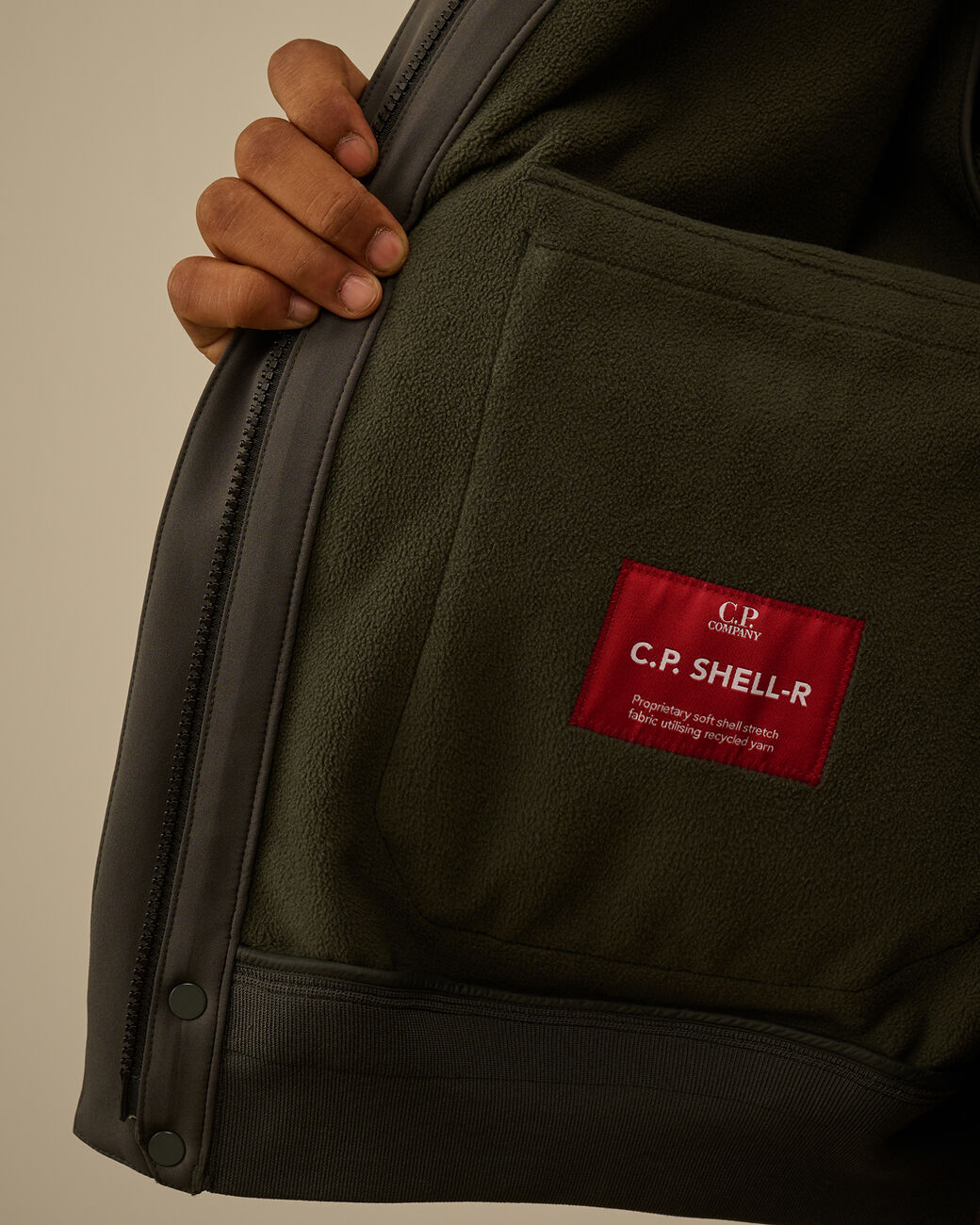 19CMOW003A-006097A978_5_P