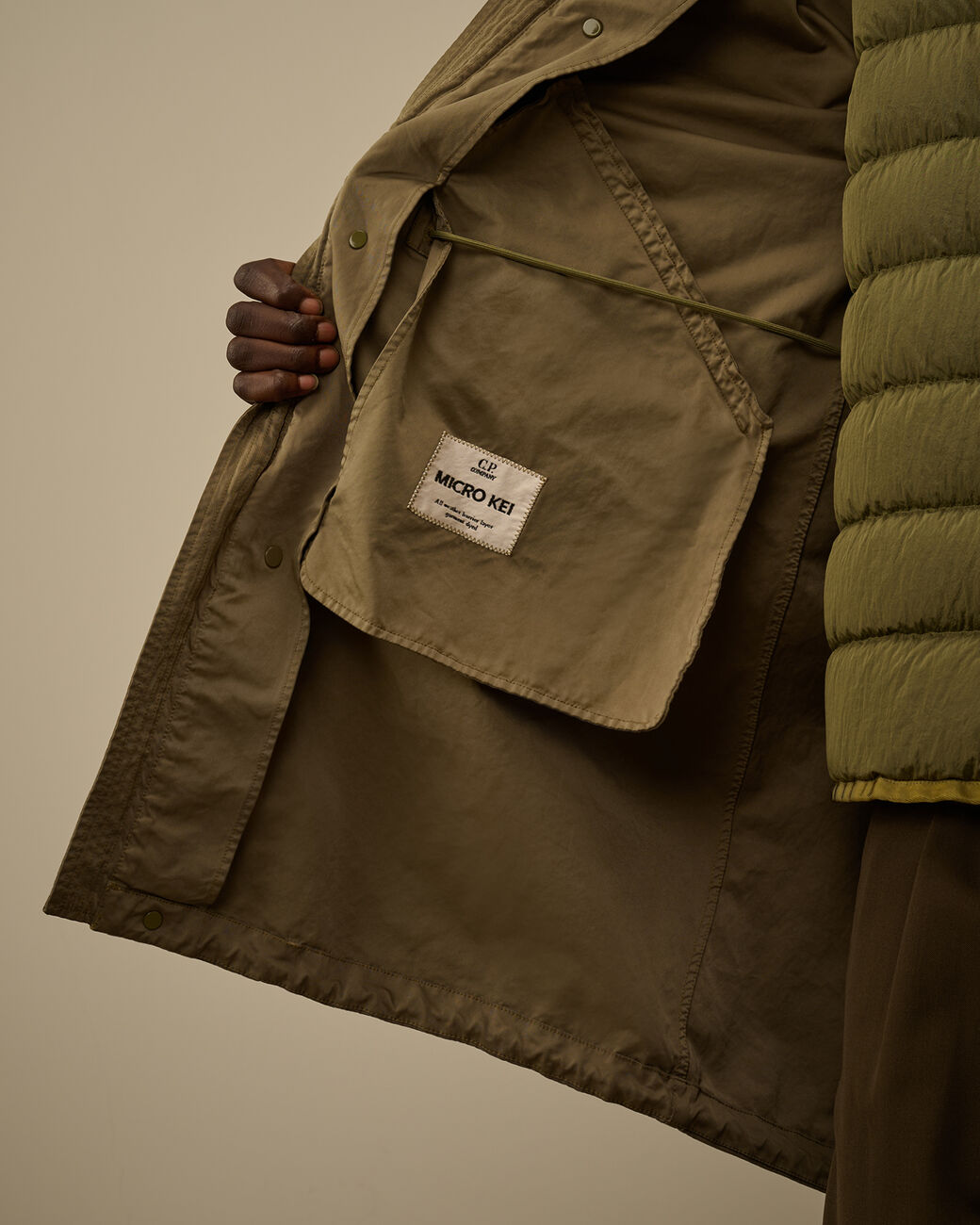 19CMOW190A-110089G652_7_P