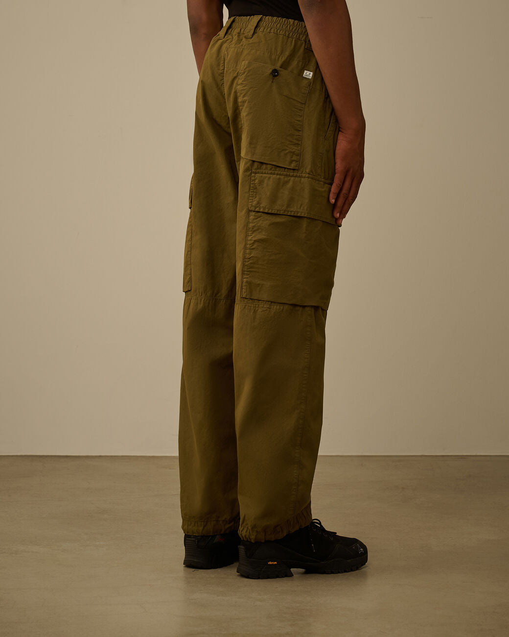 19CMPA066A-110324G652_2_P