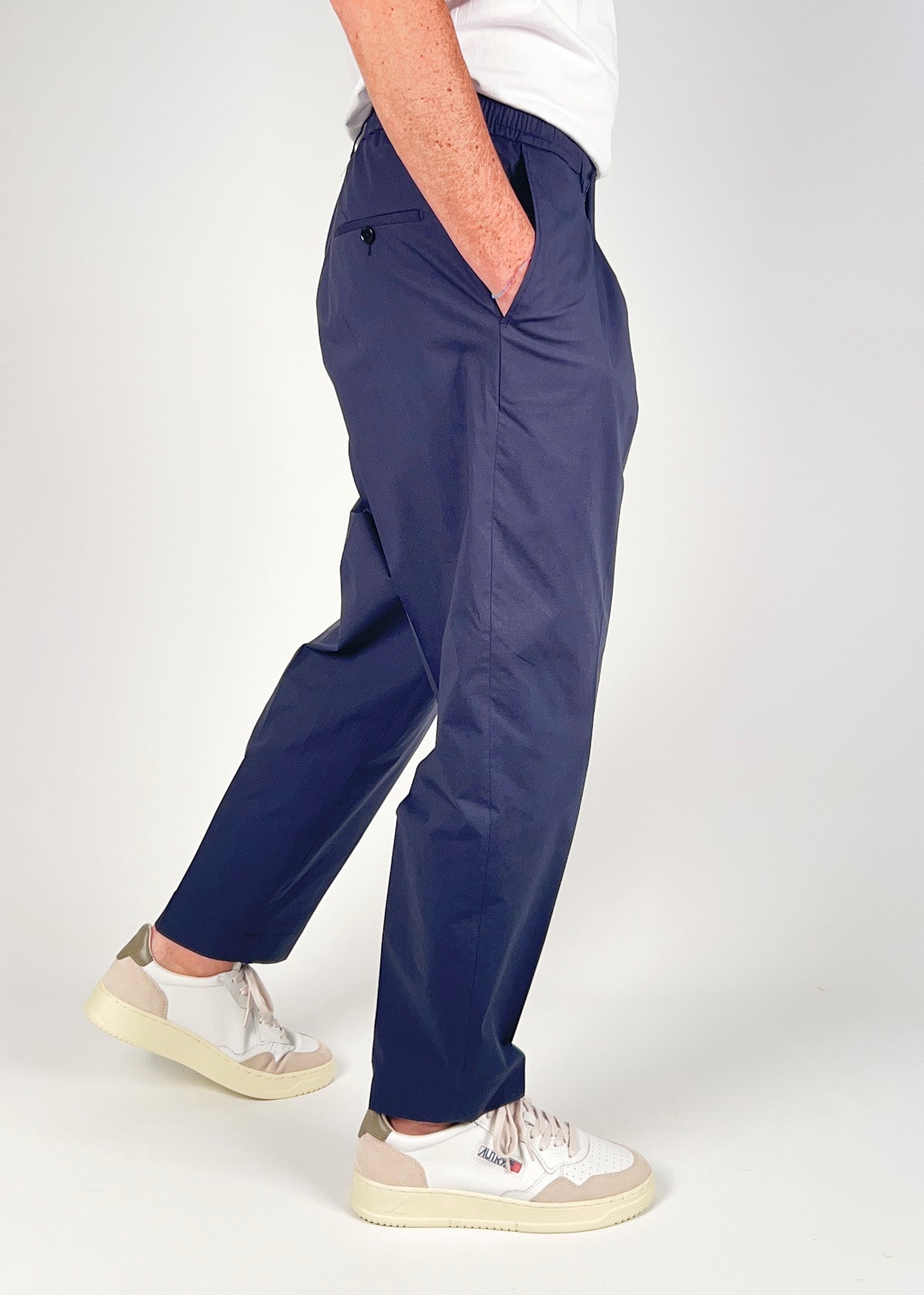 DOMINIQUECO97EA303_2_P