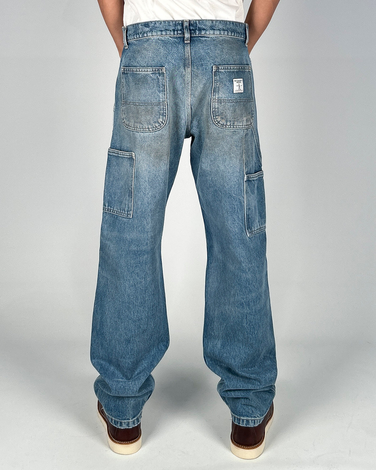 RRW003D4350560C0999_3_P