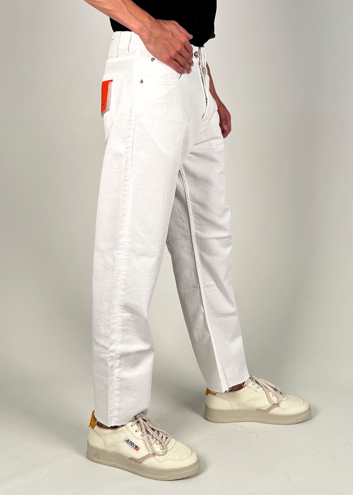 UP518-1DS0004001_3_P