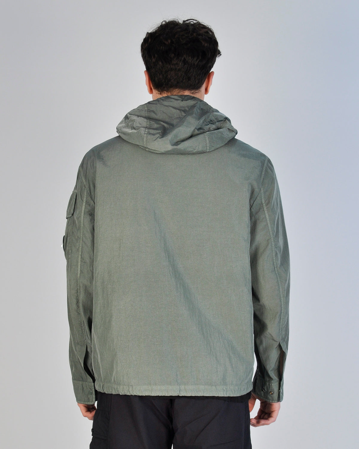 20CMOS058A-005904G668_3_P