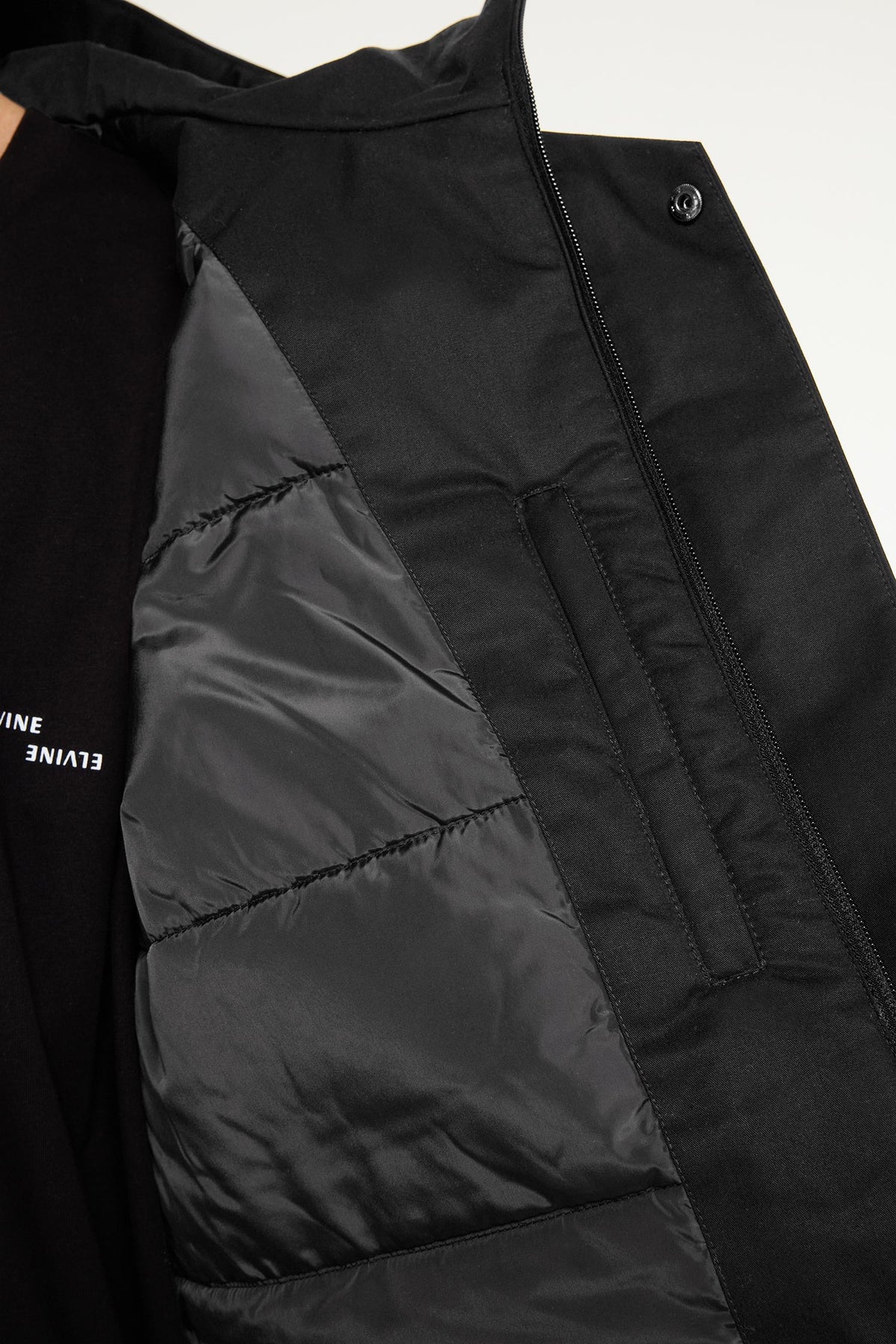 331442BLACK_4_P