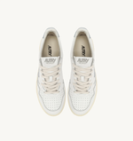 AULW-LL79_4_P