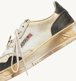 AVLM-KG01_5_P